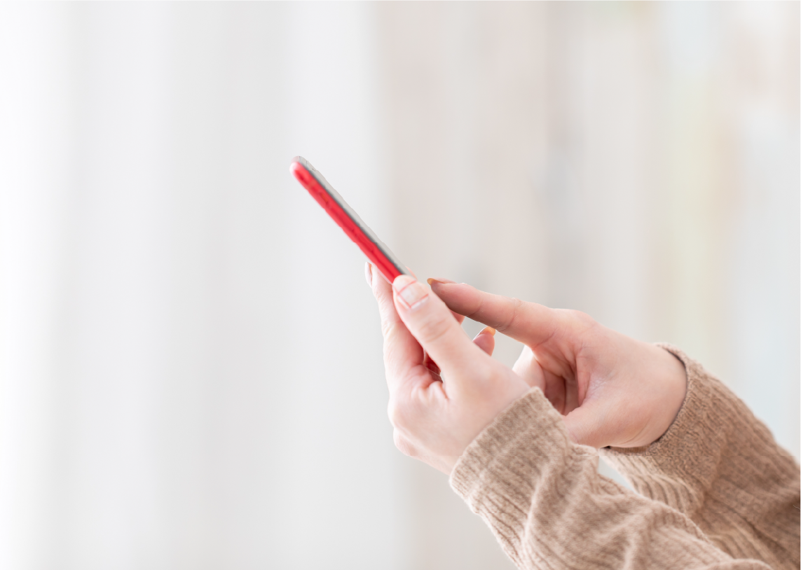 スマホで予約をするイメージ